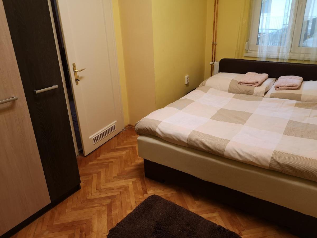 Veva Apartman - Eger Maganszallashely Dış mekan fotoğraf
