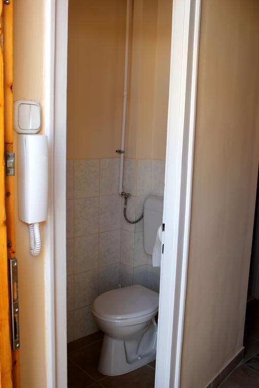 Veva Apartman - Eger Maganszallashely Dış mekan fotoğraf